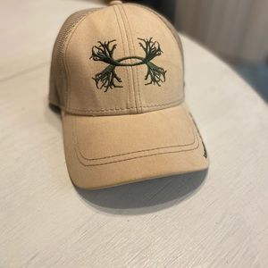 Under Armor SnapBack hat